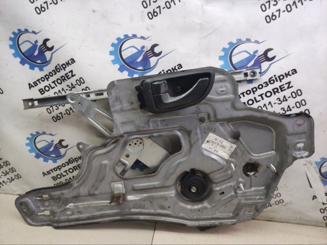 Стеклоподъемник передней двери 8240526000 HYUNDAI