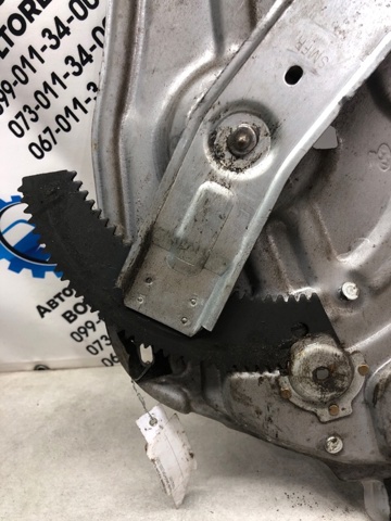 Механизм стеклоподъемника двери передней, правой 8240626000 HYUNDAI