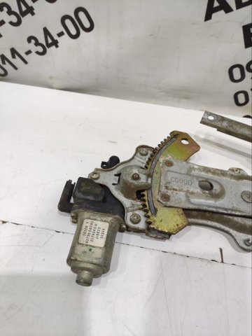  Механизм стеклоподъемника правой задней двери 82720CG000 NISSAN