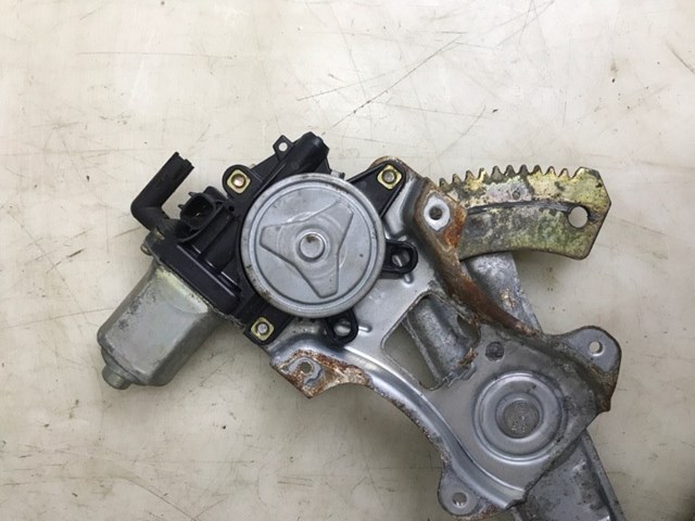 Механизм стеклоподъемника двери задней, левой 82721CG000 NISSAN