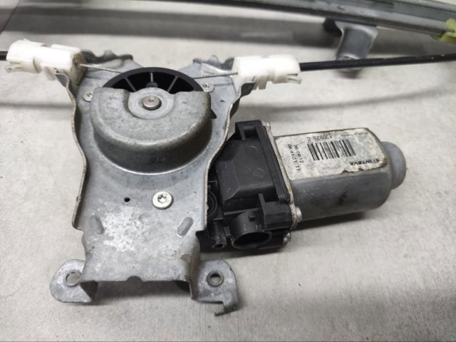 NISSAN 827303X30A Мотор стеклоподъемника двери задней правой в наличии Полтава