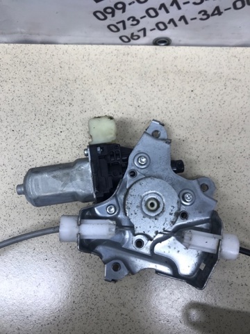 Мотор стеклоподъемника двери задней, правой 82730JG00A NISSAN