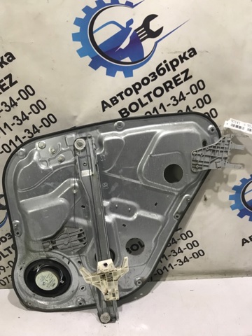 Стеклоподъемник задней левой двери 834712B000 HYUNDAI