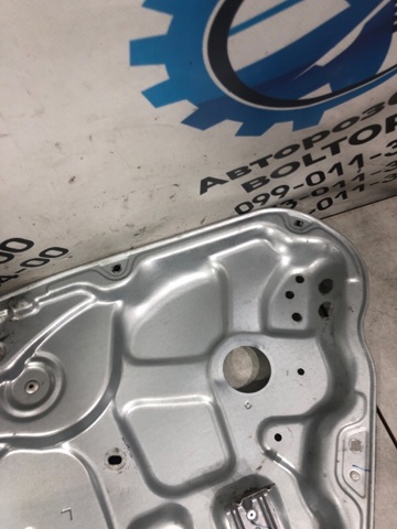  Механизм стеклоподъемника правой задней двери 834812R000 HYUNDAI