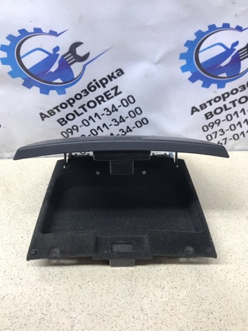 Крышка перчаточного ящика (бардачка) 845103E010CY HYUNDAI