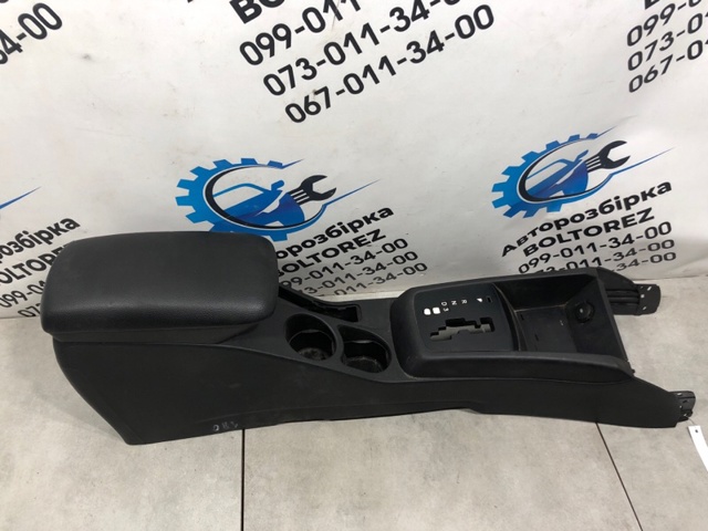 846101H1200W HYUNDAI Консоль панели управления центральная купить в Николаев