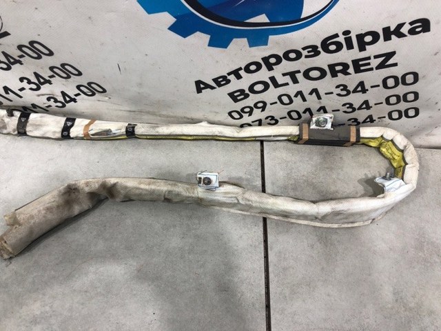 HYUNDAI 850202R000 Шторка боковая, правая в наличии Днепр