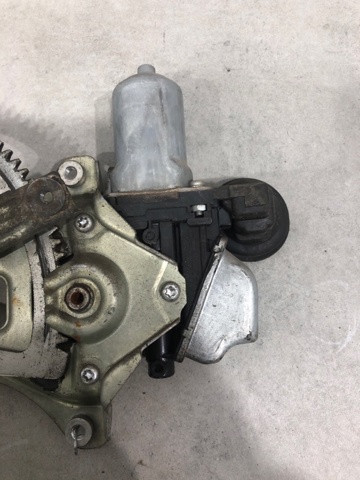 8571050100 TOYOTA Мотор стеклоподъемника двери передней правой купить в Чернигов