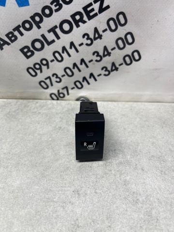 864W03000 HYUNDAI купить в Ужгород