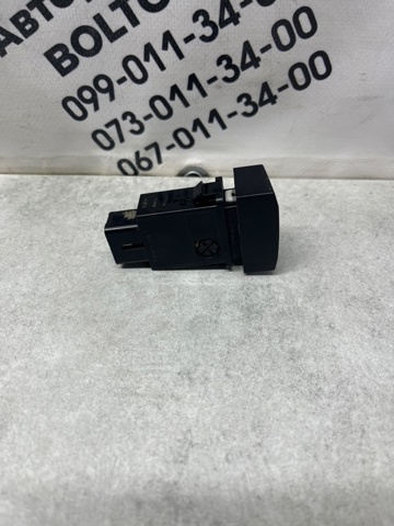 864W03000 HYUNDAI купить в Каменское