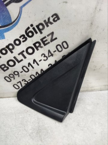 878203X000 Стекло кузова (багажного отсека) правое купить Черновцы