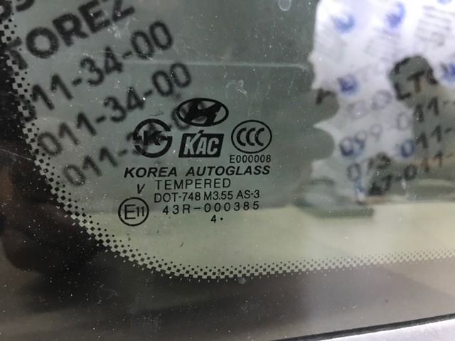 Стекло багажника, левое 87870H1031 HYUNDAI