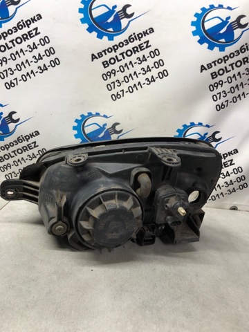HYUNDAI 9210226220 Фара правая в наличии Ровно