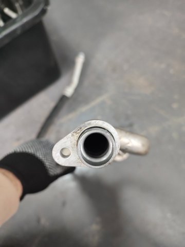 Шланг кондиционера, от испарителя к компрессору 924806FK0A NISSAN