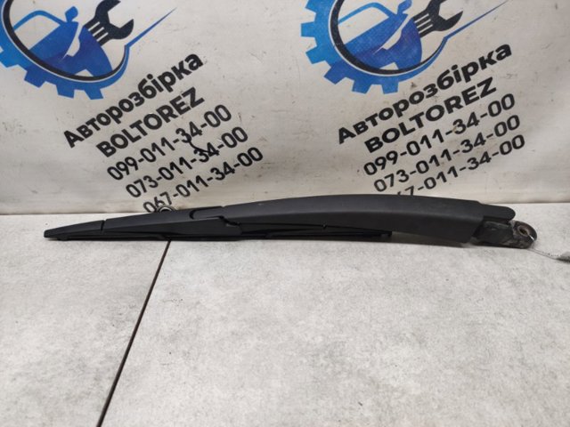 988112L000 HYUNDAI Рычаг-поводок стеклоочистителя заднего стекла купить в Украина