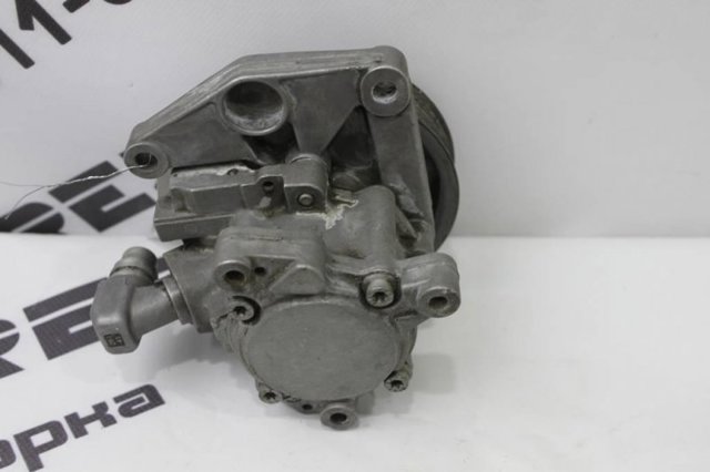 Помпа ГУР A0054662001 MERCEDES