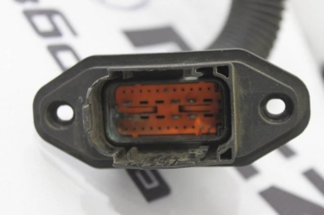 MERCEDES A1645405806 в наличии Николаев
