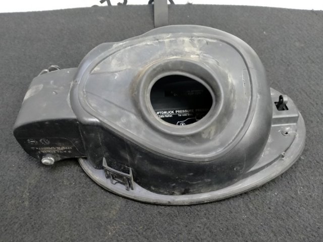A1646300867 MERCEDES Заливная горловина топливного бака купить в Житомир