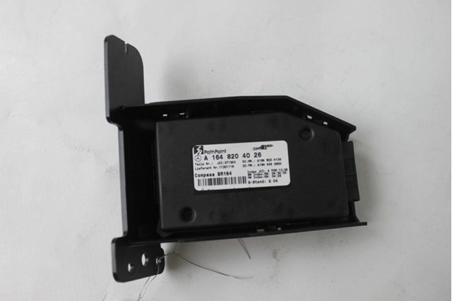 Щиток приборов A1648204026 MERCEDES