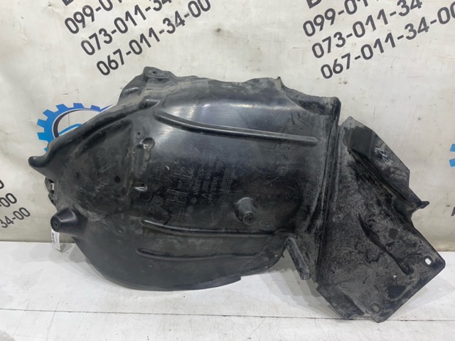 Подкрылок переднего крыла, левый задний A2056900330 MERCEDES