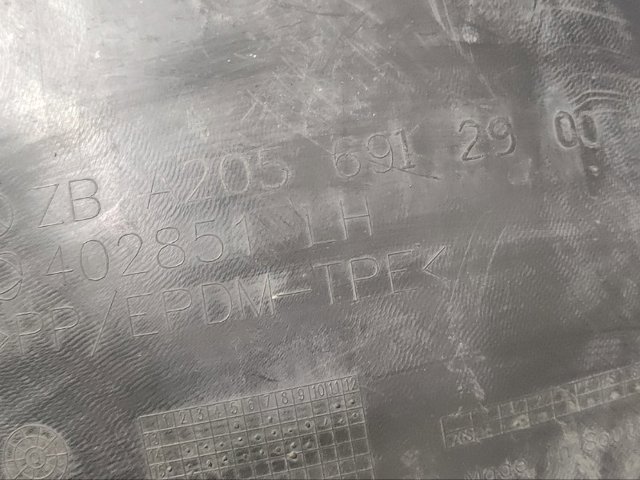 A2056912900 MERCEDES Подкрылок крыла переднего левый задний купить в Николаев