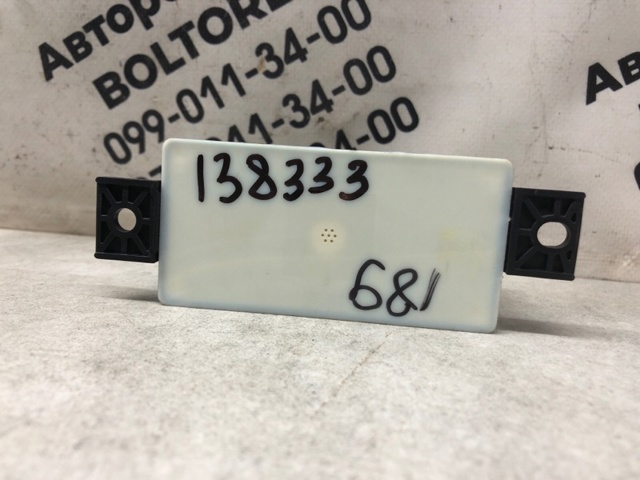 A2117200437 MERCEDES Петля двери передней правой купить в Житомир