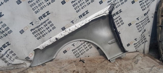 Правое крыло A2118800818 MERCEDES