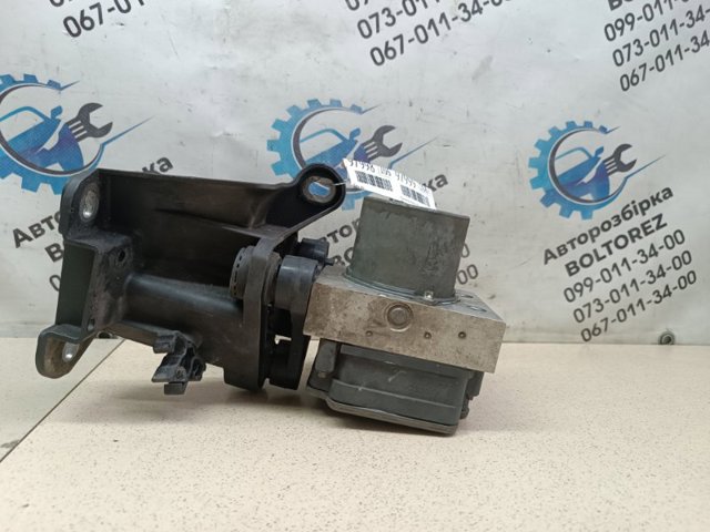 Блок управления ABS A2124310248 MERCEDES