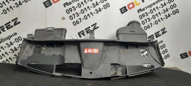 Накладка верхняя передней панели/суппорта радиатора A2125000255 MERCEDES