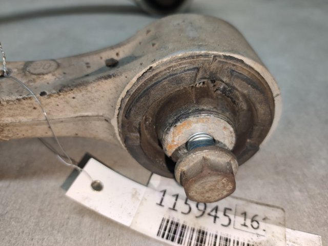 MERCEDES A2213300407 Верхний рычаг в наличии Киев