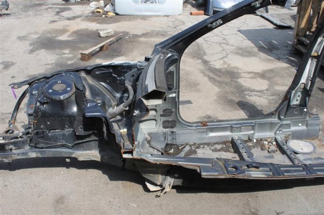 A2216201461 MERCEDES Лонжерон правый купить в Чернигов