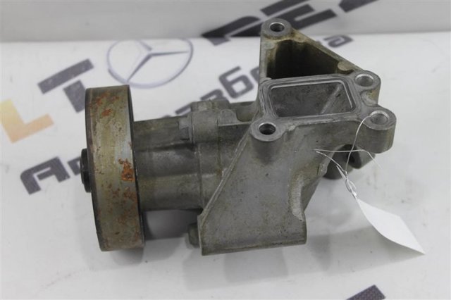 NISSAN B10106N21A Помпа водяная (насос) охлаждения в наличии Чернигов