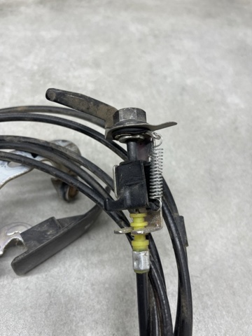 MAZDA BP4K56880C Трос открывания лючка бензобака в наличии Черкассы