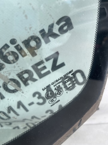 Автостекло BR5K63900A MAZDA