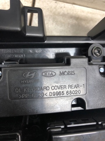 HYUNDAI D996568020 в наличии Одесса