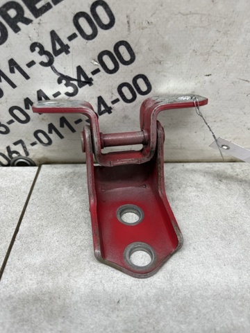 F15159210A MAZDA Петля двери передней правой купить в Николаев