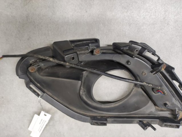 Заглушка противотуманки передней правой GHR450C11A MAZDA