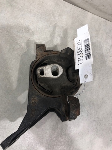 KE6439070C MAZDA Подушка (опора) двигателя левая купить в Житомир