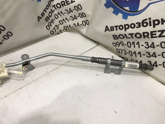 LR014048 LAND ROVER Шторка боковая, правая купить в Сумы