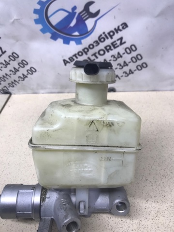 LR015518 LAND ROVER Бачок тормозной купить в Хмельницкий