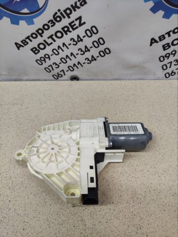 LR016352 Мотор стеклоподъемника двери задней правой купить Харьков
