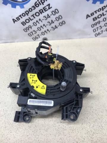 LR018556 LAND ROVER Кольцо контактное, шлейф руля купить в Львов