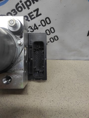 LAND ROVER LR029575 Блок управления АБС (ABS) гидравлический в наличии Житомир