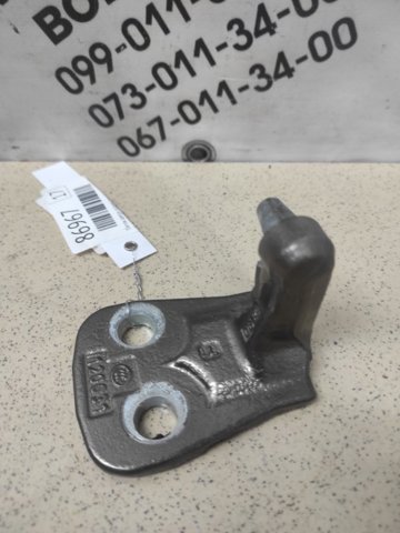 LR031770 LAND ROVER Петля двери передней левой купить в Черкассы