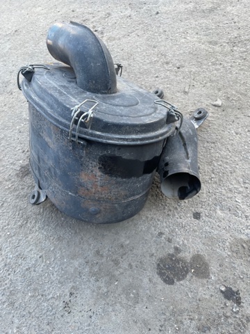 MD620711 MITSUBISHI Корпус воздушного фильтра, нижняя часть купить в Киев