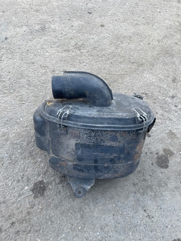 MITSUBISHI MD620711 Корпус воздушного фильтра, нижняя часть в наличии Киев