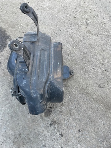 MITSUBISHI MD620711 Корпус воздушного фильтра, нижняя часть в наличии Ужгород