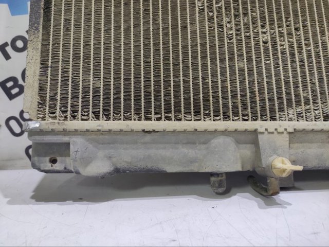 Радиатор охлаждения двигателя MR571147 MITSUBISHI