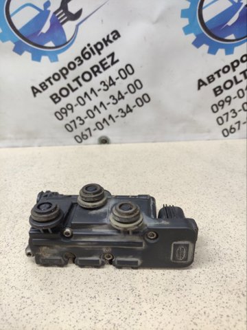 RVH000095 LAND ROVER Блок клапанов регулируемой подвески передний купить в Украина