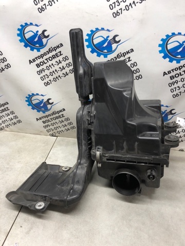 Корпус воздушного фильтра, нижняя часть SH01133AYB MAZDA